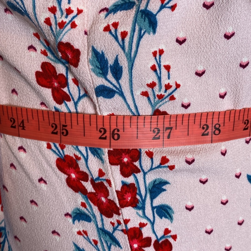 Old navy- red flower designed long sleeve pink shirt size L - Picture 5 of 6
